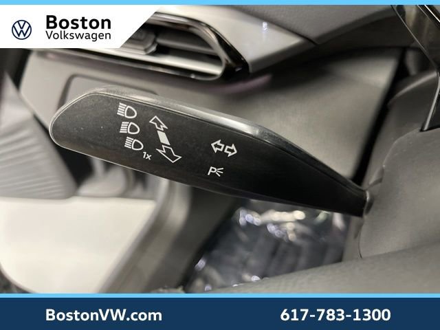 Used 2023 Volkswagen ID.4 Pro S image 19