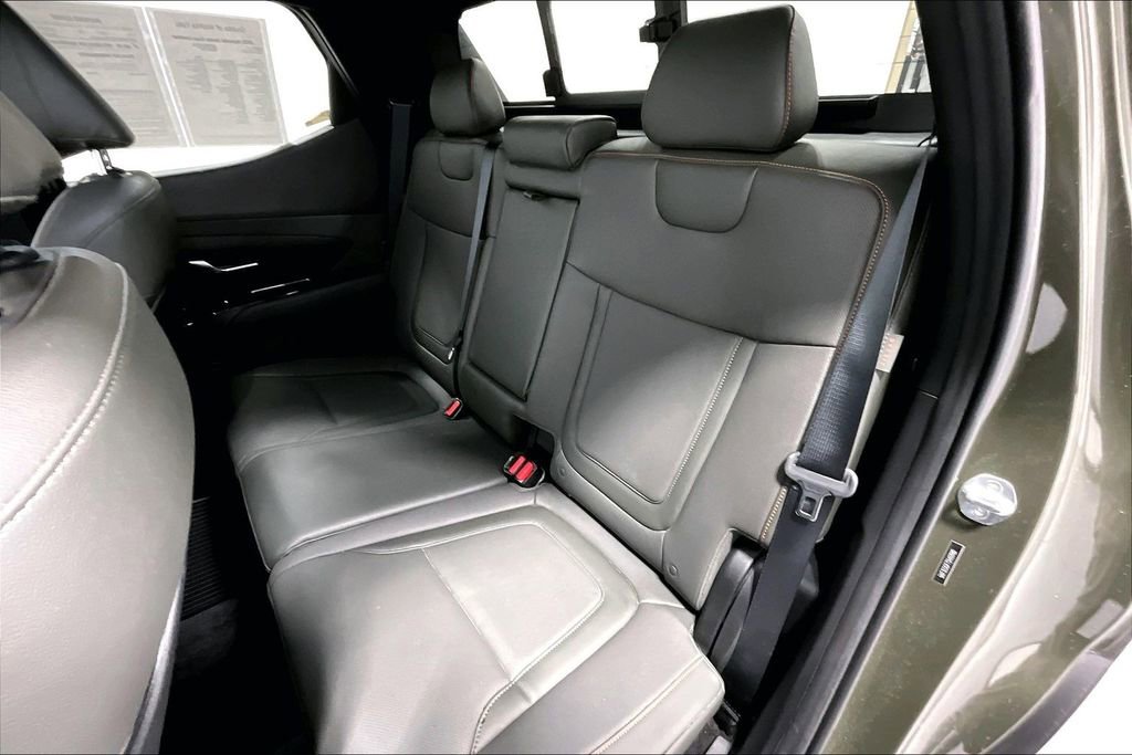 Used 2025 Hyundai Santa Cruz Limited image 35