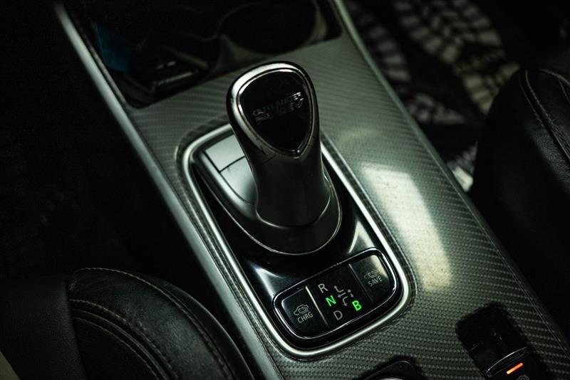 Used 2020 Mitsubishi Outlander SEL image 21