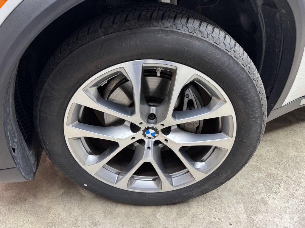Used 2026 BMW X5 xDrive40i AWD/4WD image 31