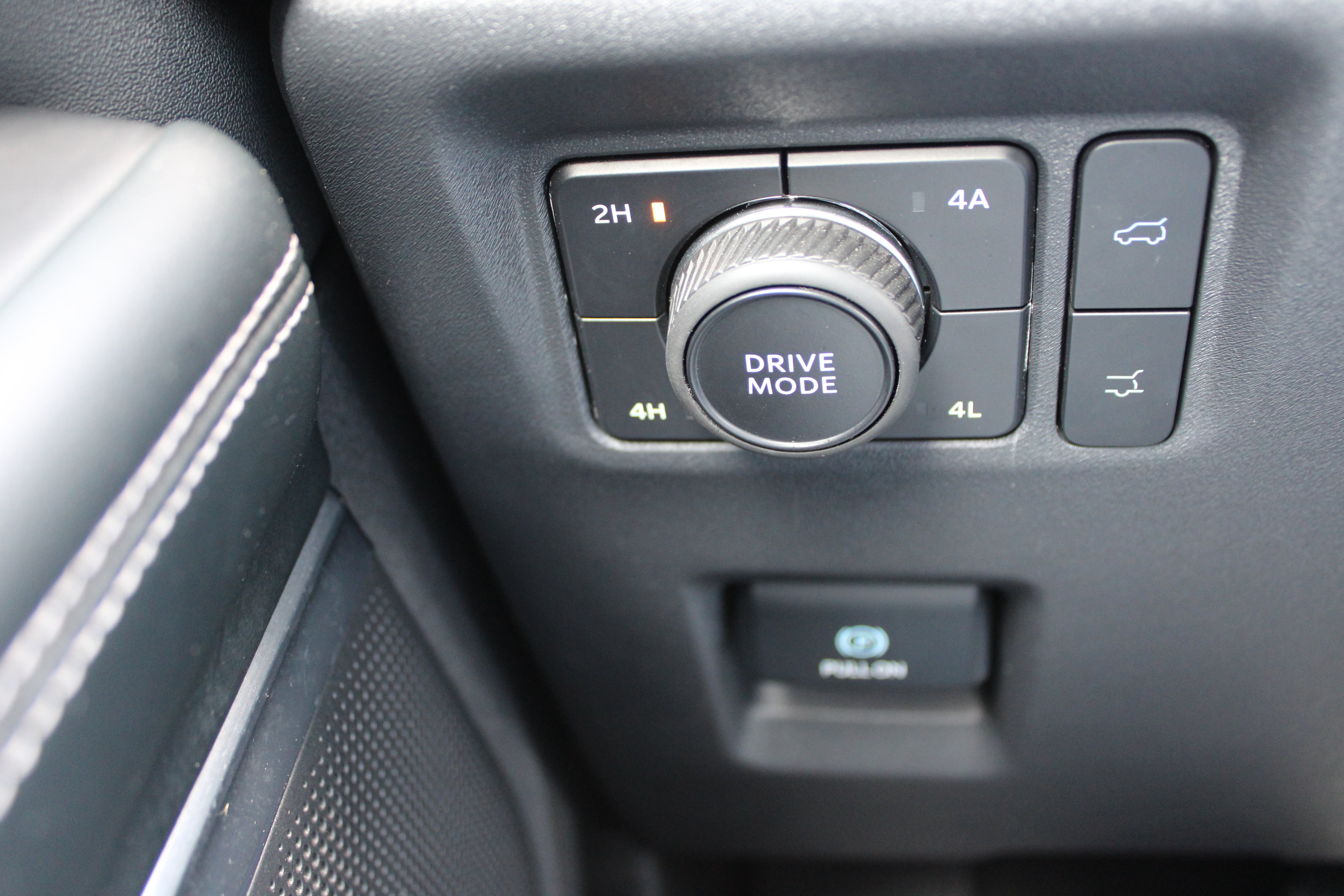 Used 2025 Ford Expedition Platinum AWD/4WD image 25