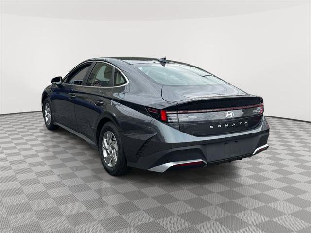 Used 2026 Hyundai Sonata SE FWD image 4
