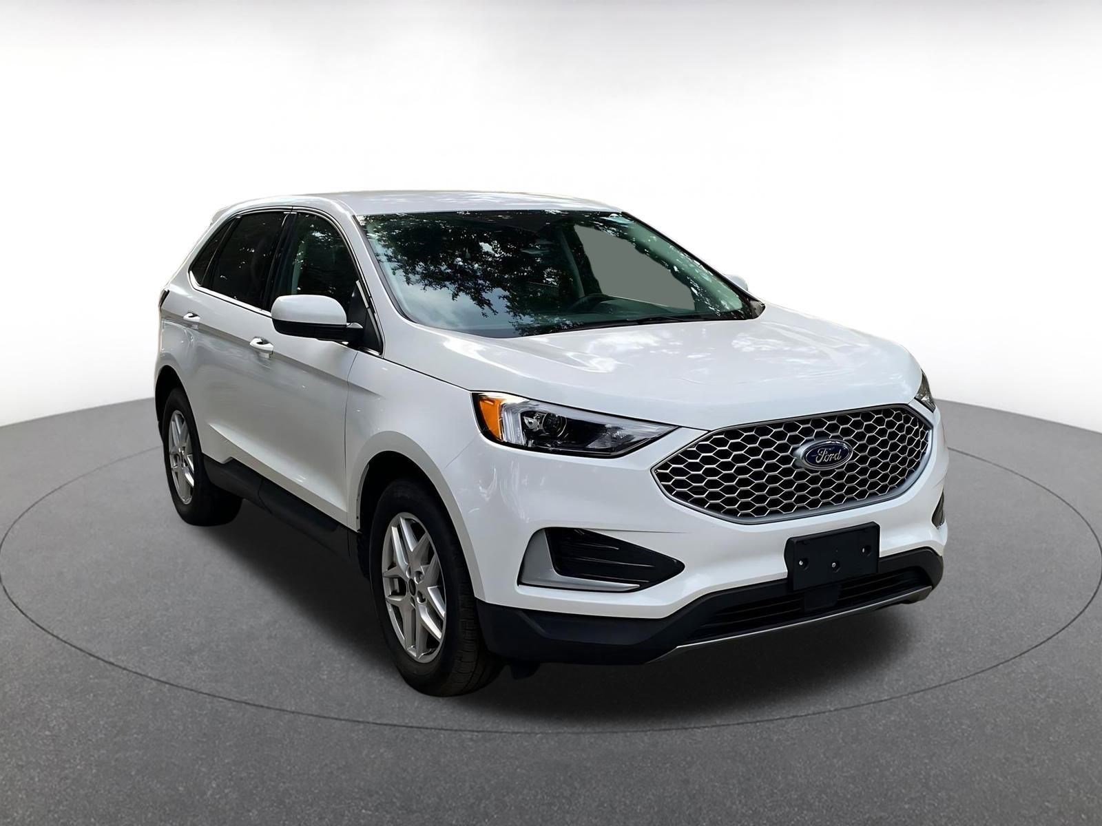 Used 2024 Ford Edge SEL