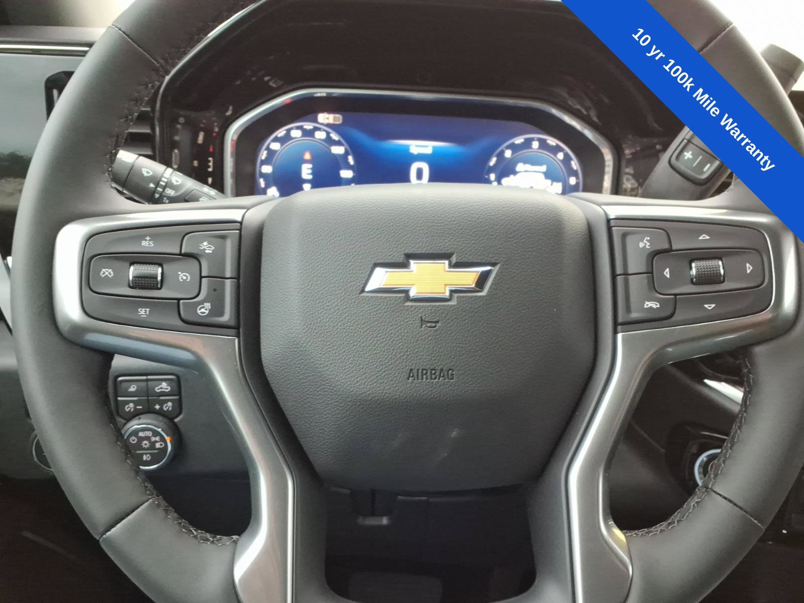 New 2026 Chevrolet Silverado 2500 LT w/ Z71 Chrome Sport Edition AWD/4WD image 28
