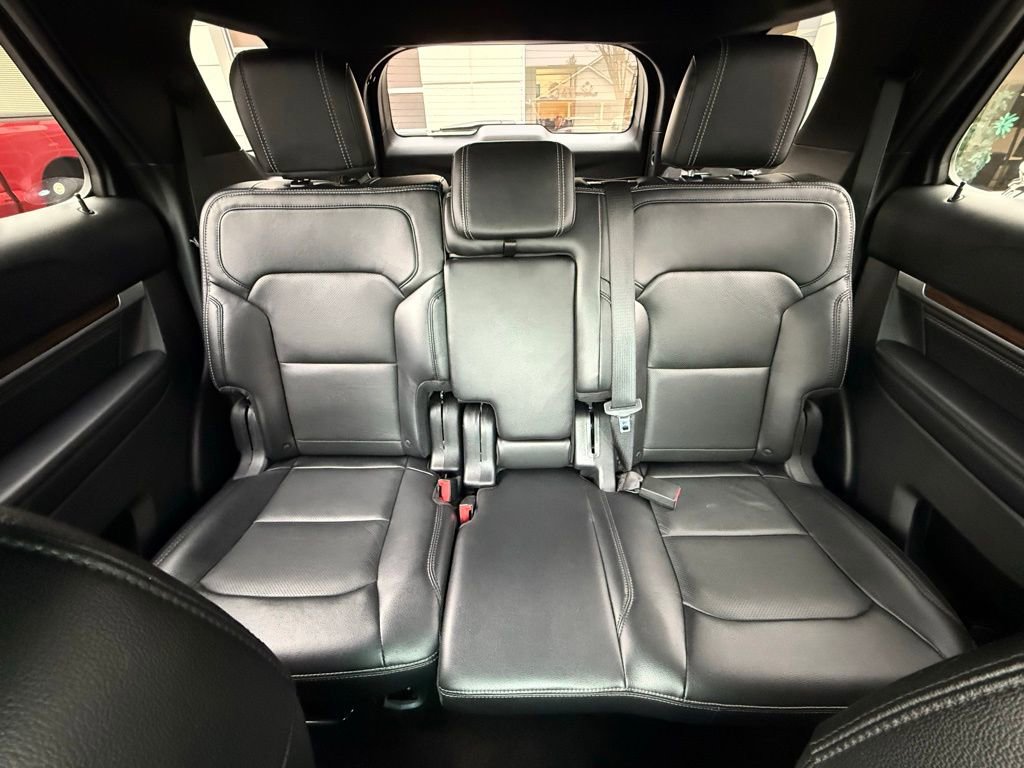 Used 2016 Ford Explorer Limited image 26
