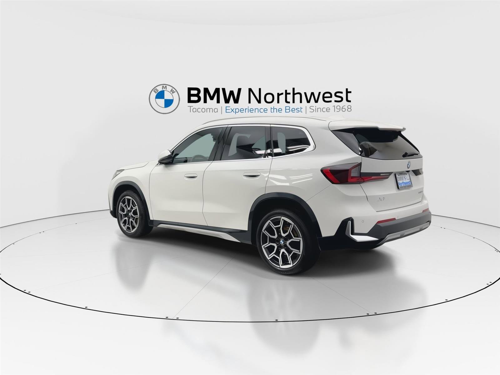 Used 2025 BMW X1 xDrive28i w/ Convenience Package AWD/4WD image 12