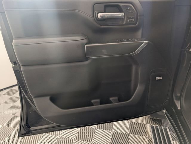 Used 2021 GMC Sierra 2500 AT4 w/ AT4 Premium Plus Package image 11