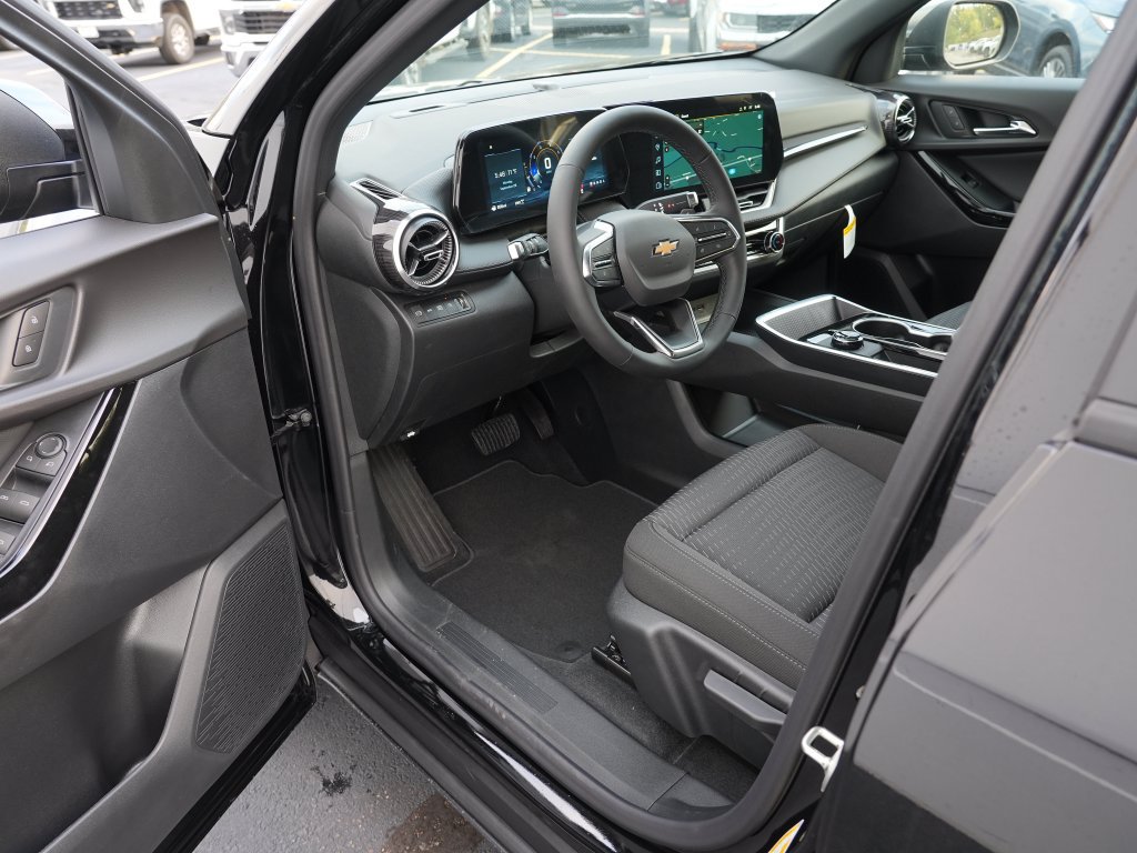 New 2027 Chevrolet Equinox LT AWD/4WD image 9
