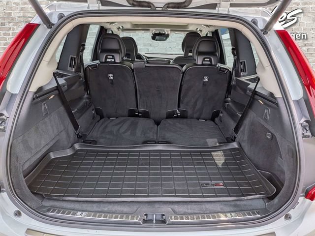 Used 2021 Volvo XC90 T5 Momentum w/ Protection Package Premier FWD image 13