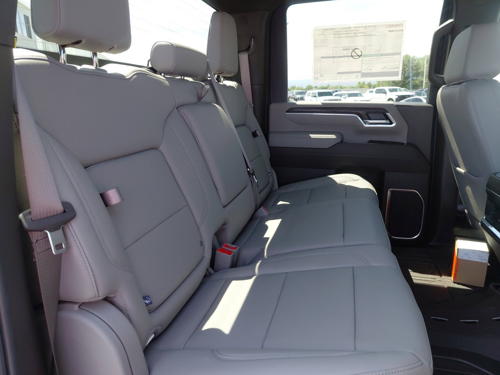 New 2026 GMC Sierra 3500 SLT AWD/4WD image 28