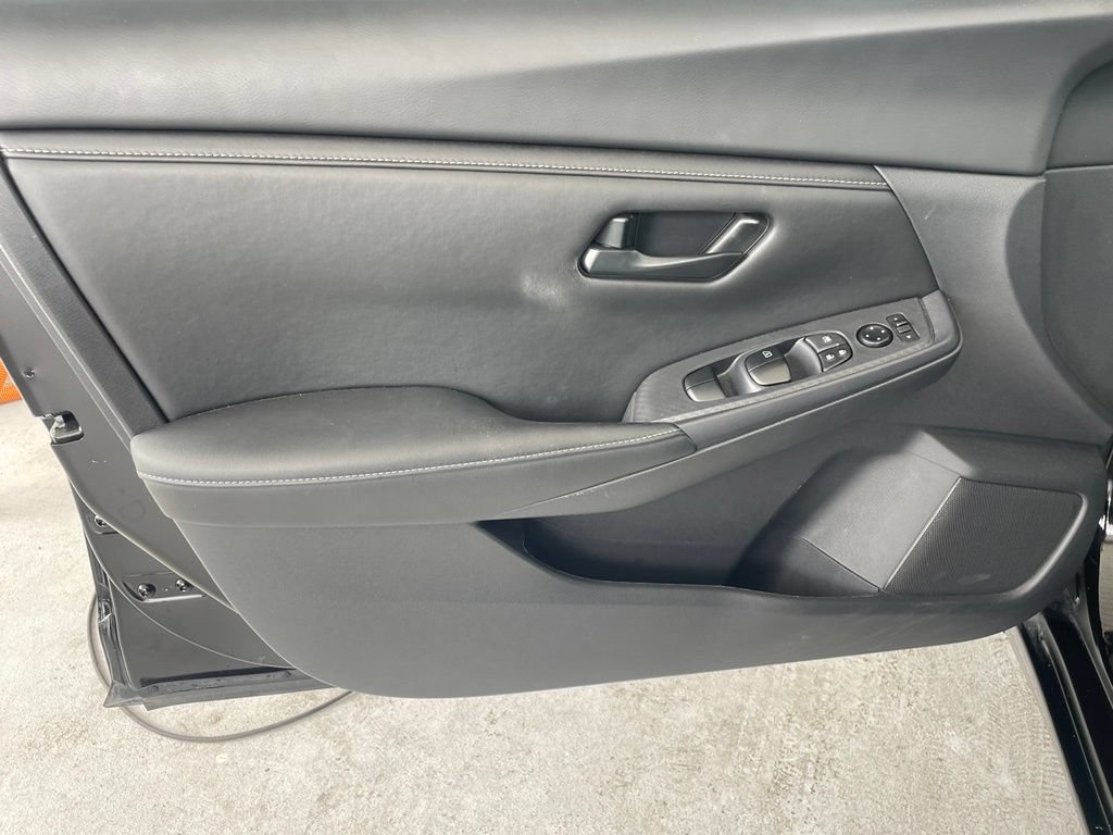 Certified 2024 Nissan Sentra S FWD image 9