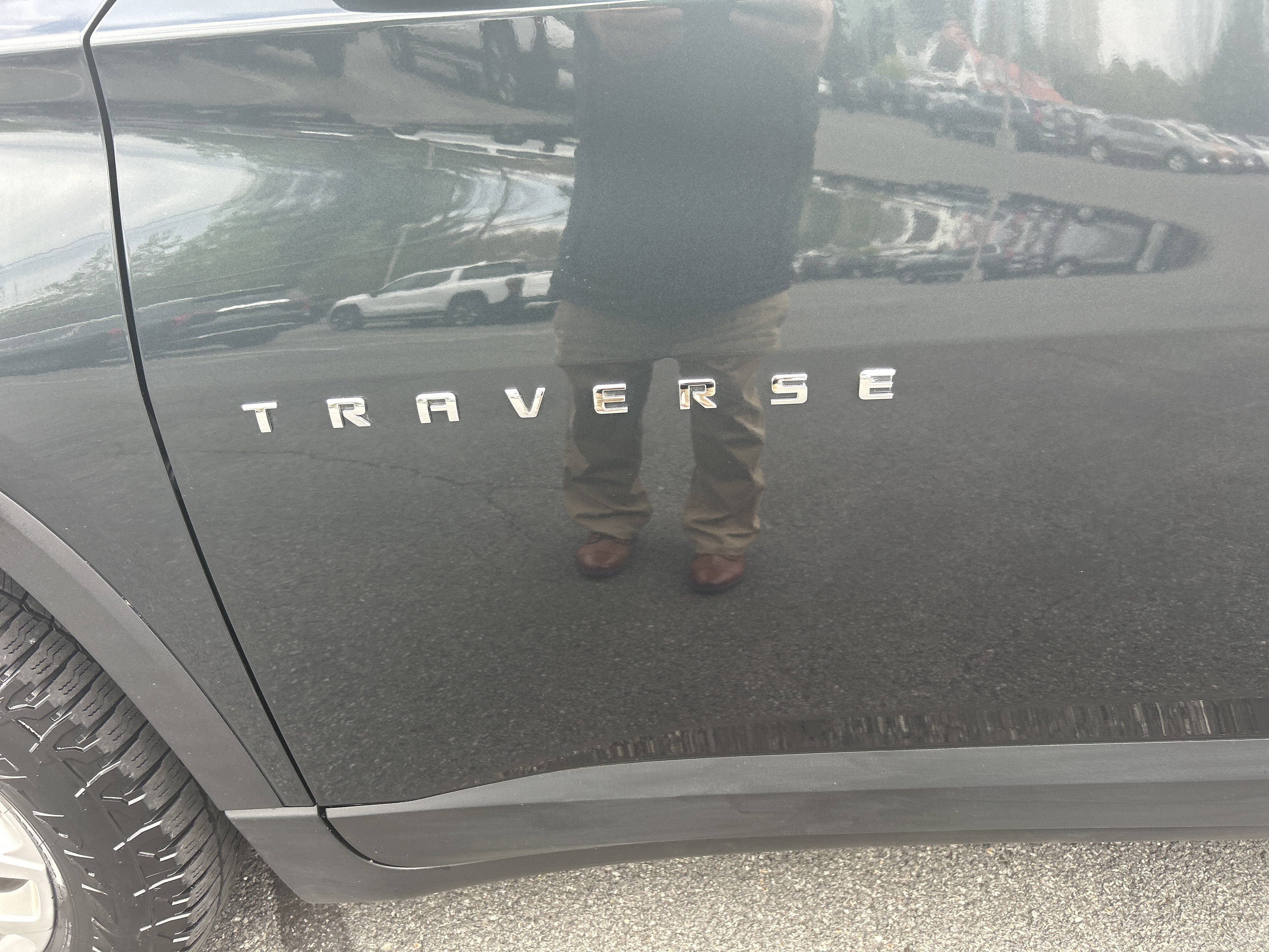 Used 2019 Chevrolet Traverse LT AWD/4WD image 3