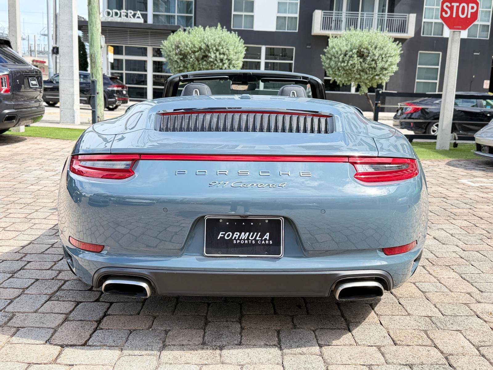 Used 2017 Porsche 911 Carrera 4 AWD/4WD image 18