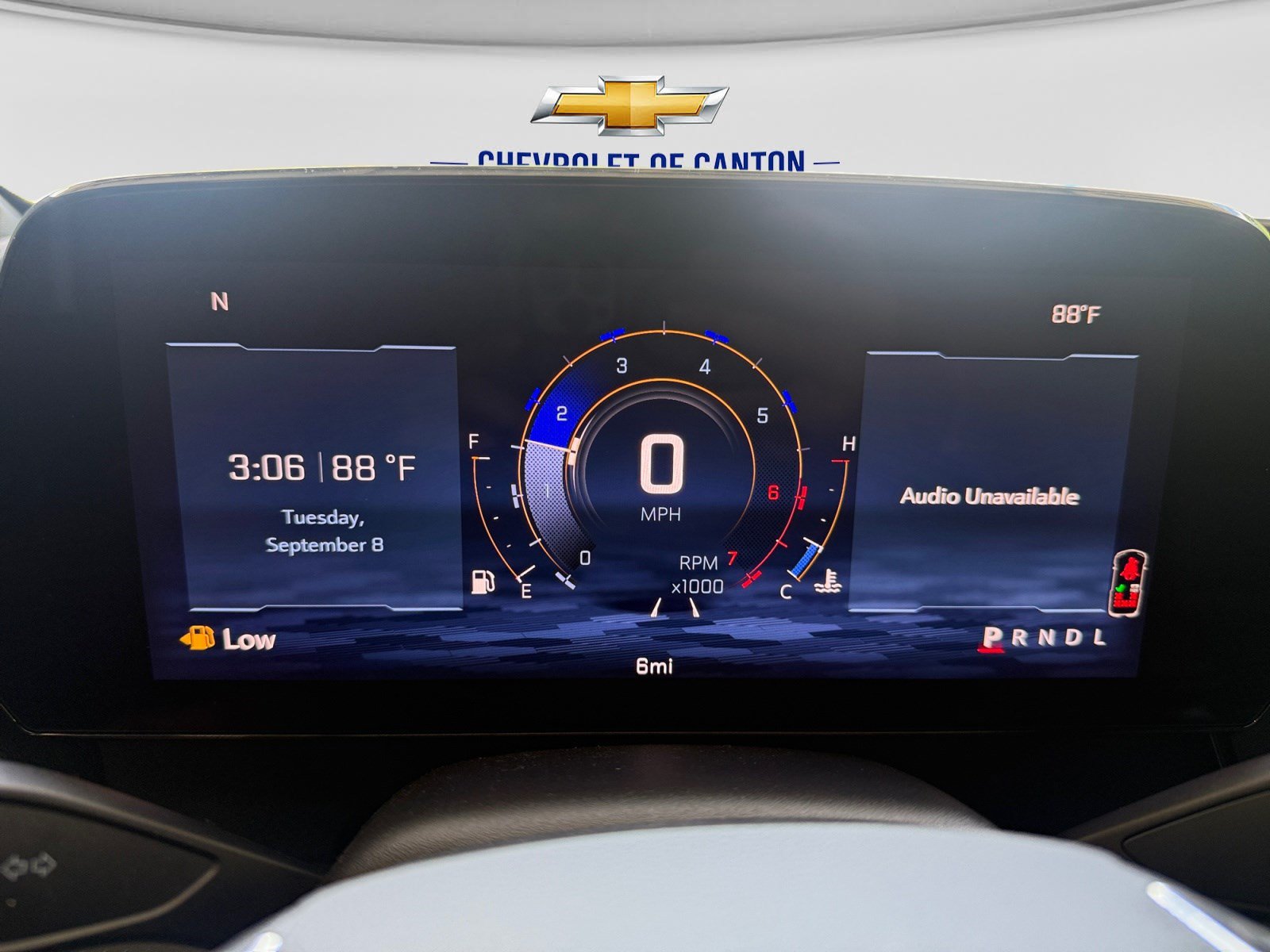 New 2027 Chevrolet Traverse LT w/ Sun and Wheel Package FWD image 26