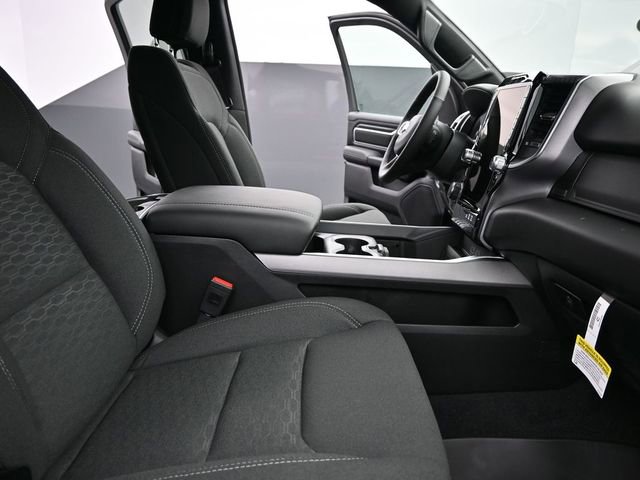New 2026 RAM 1500 4x4 Crew Cab image 25