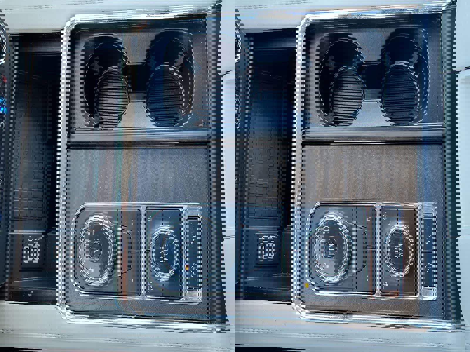 Used 2019 Ford Expedition Platinum image 30