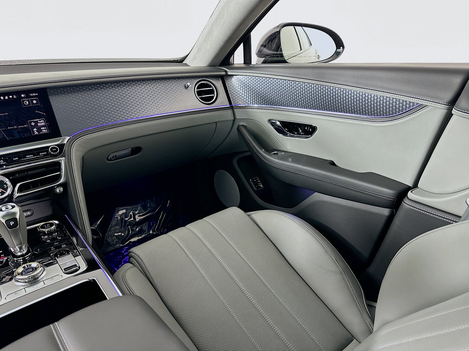 New 2026 Bentley Flying Spur V8 AWD/4WD image 25