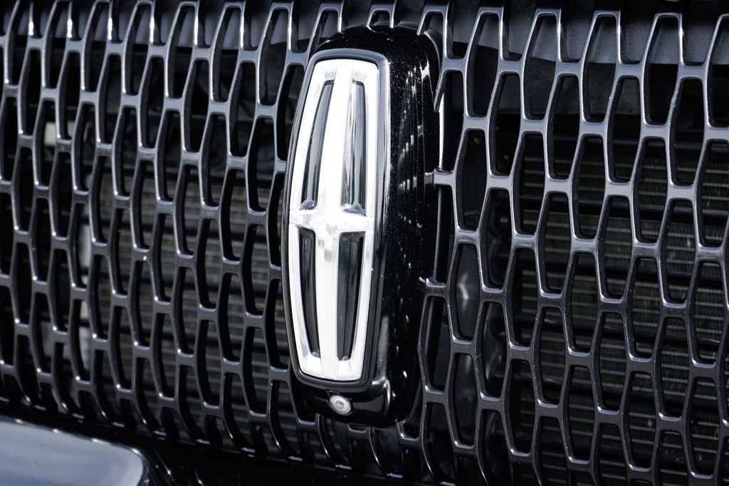 Used 2020 Lincoln Navigator Reserve w/ Equipment Group 208A Reserve image 54