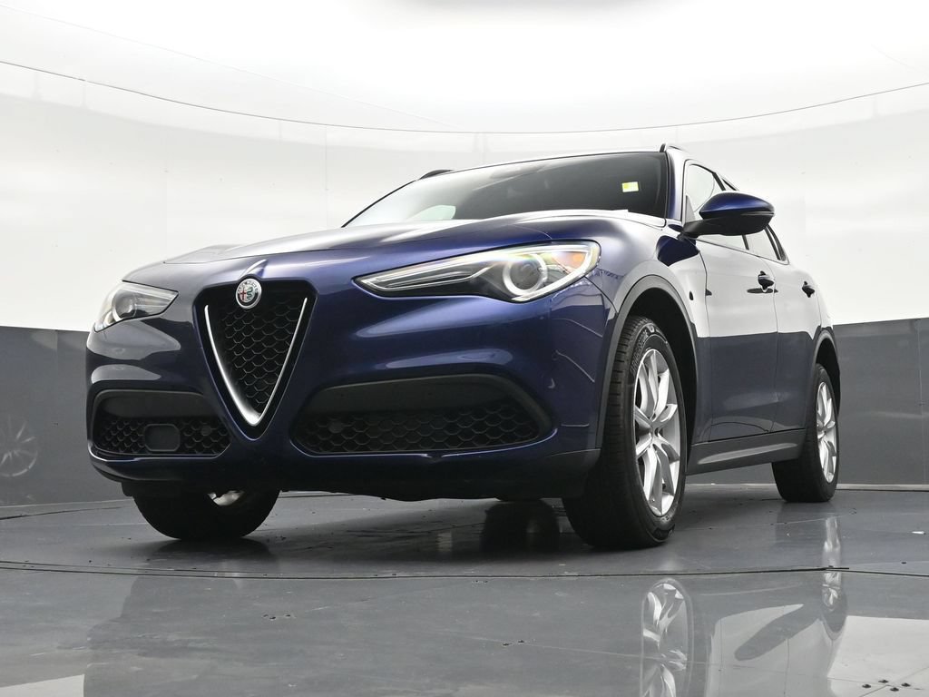 Used 2018 Alfa Romeo Stelvio Ti Sport AWD/4WD image 44
