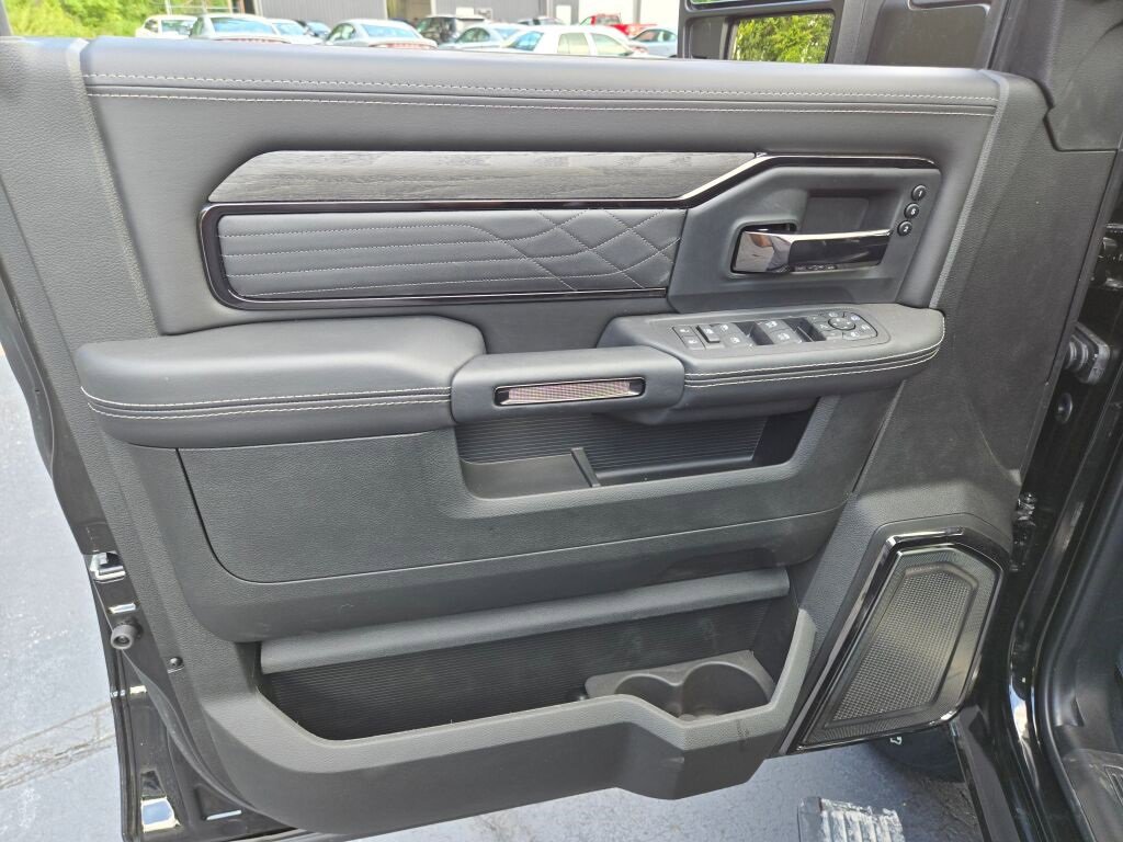 New 2026 RAM 2500 Limited image 31