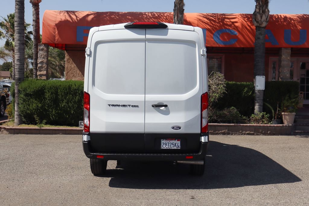 Used 2026 Ford Transit 250 148 Medium Roof w/ Load Area Protection Package RWD image 7