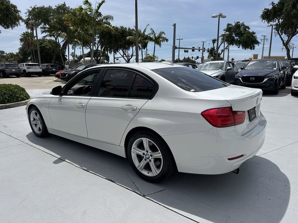 Used 2015 BMW 320i Sedan RWD image 12