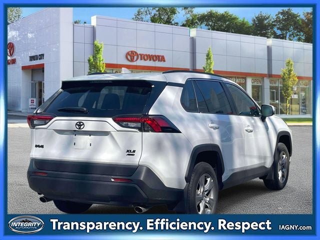 Used 2023 Toyota RAV4 XLE w/ Convenience Package AWD/4WD image 6