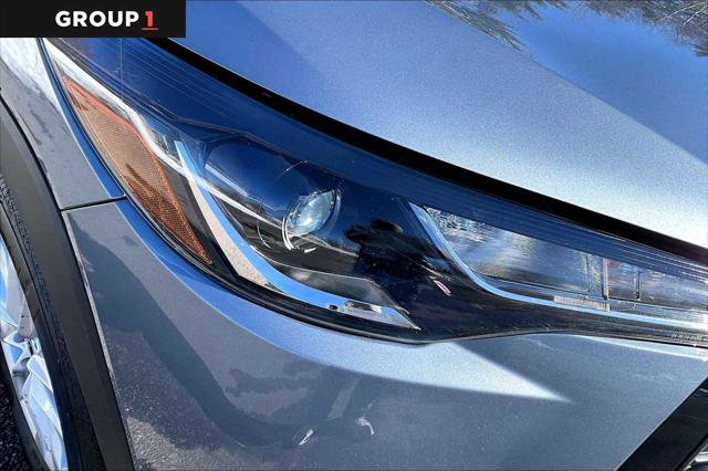 Certified 2022 Toyota Corolla Cross LE image 27