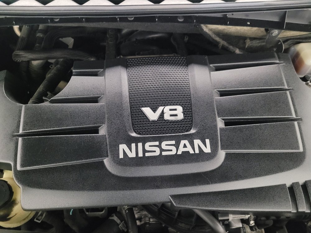 Used 2017 Nissan Titan SL image 30