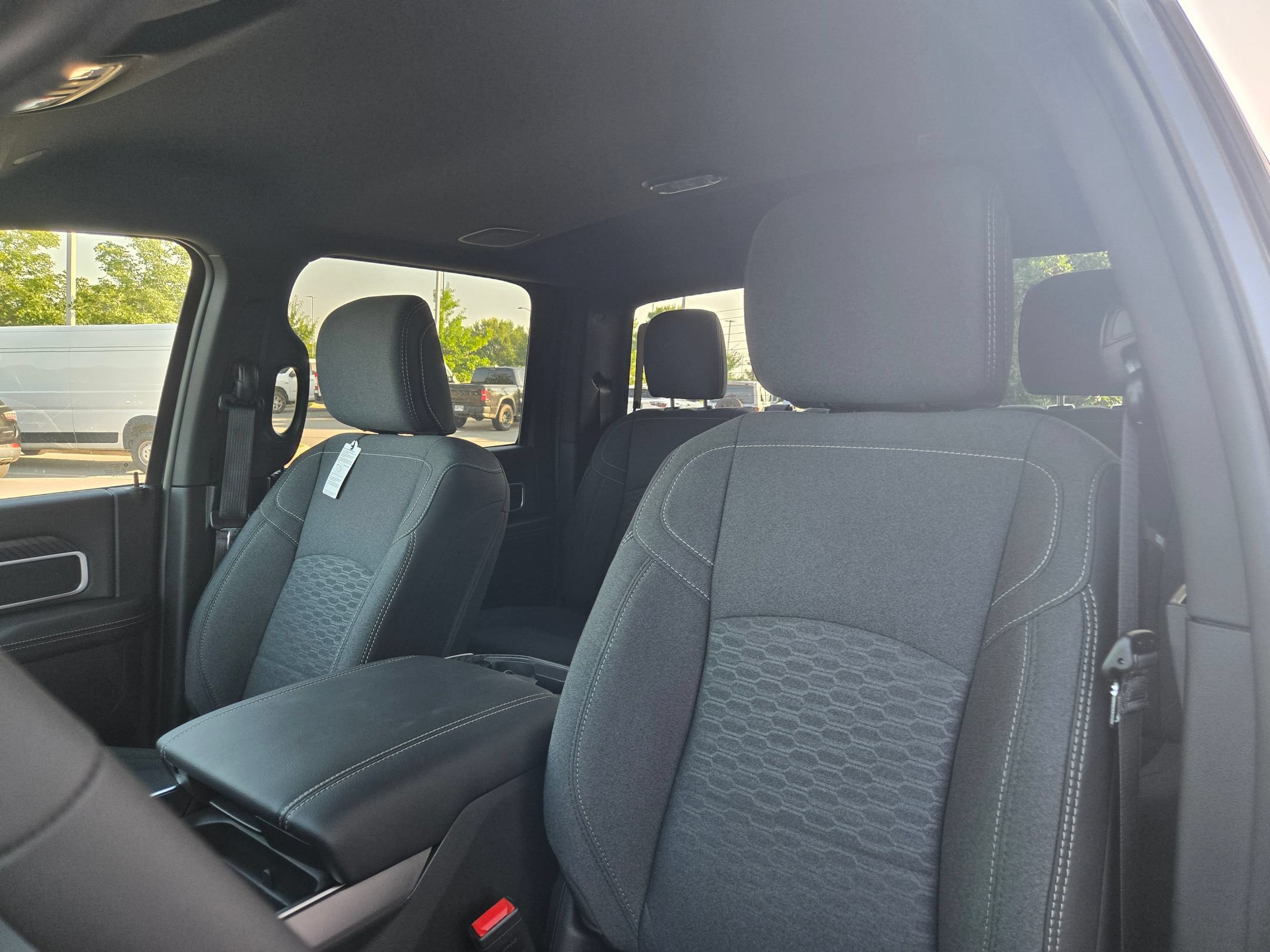 New 2026 RAM 2500 Big Horn AWD/4WD image 21