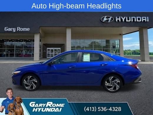 Certified 2025 Hyundai Elantra Sport FWD image 5