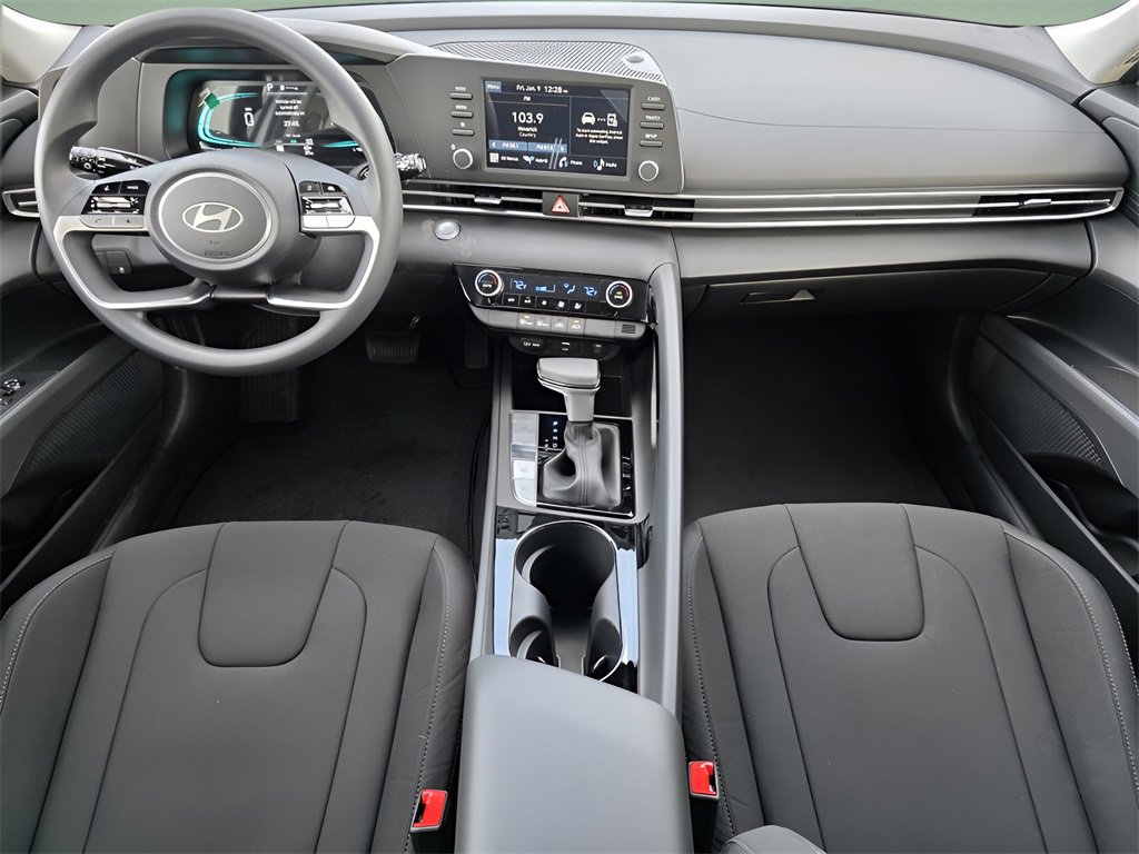 New 2026 Hyundai Elantra Blue image 15