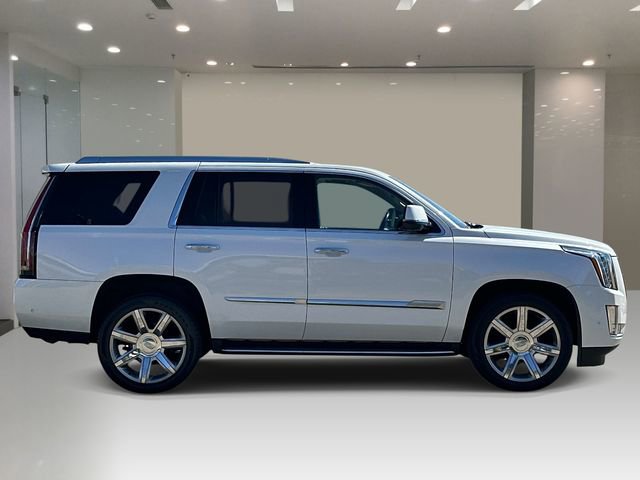 Used 2020 Cadillac Escalade Luxury AWD/4WD image 5