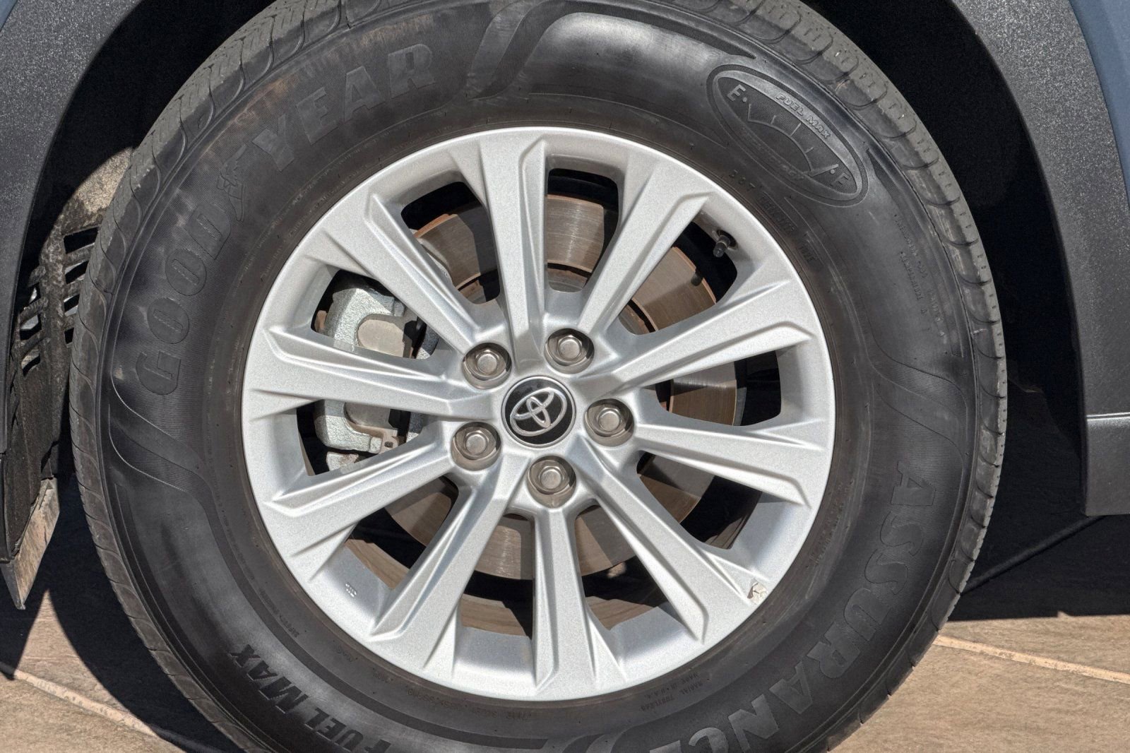 Certified 2025 Toyota Grand Highlander AWD image 33