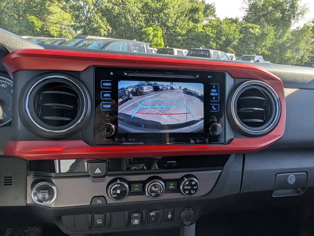 Certified 2018 Toyota Tacoma TRD Sport RWD image 25