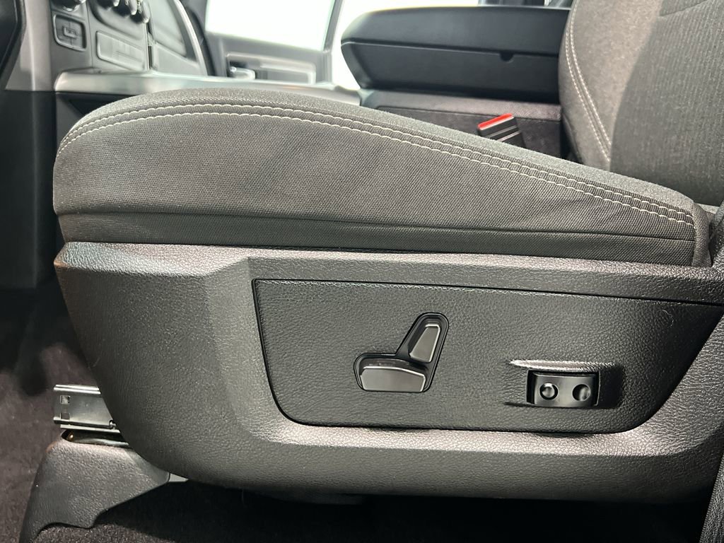 Used 2023 RAM 1500 Classic Warlock image 14