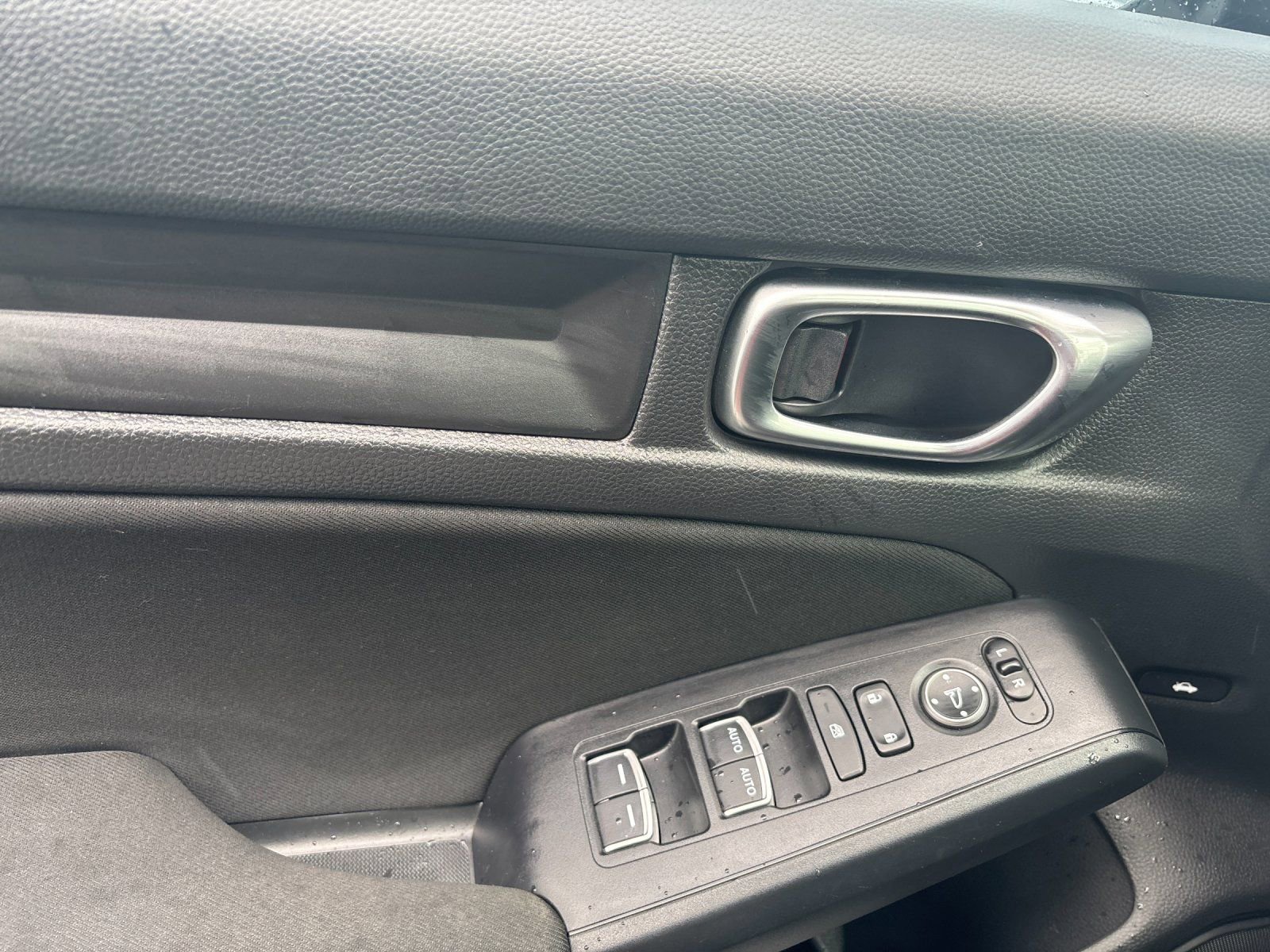 Used 2023 Honda Civic Sport image 12