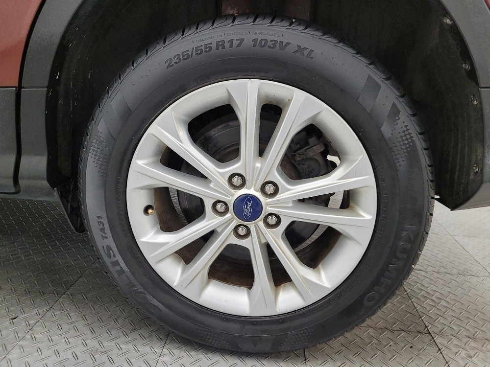 Used 2018 Ford Escape SE w/ SE Sync 3 Package image 31