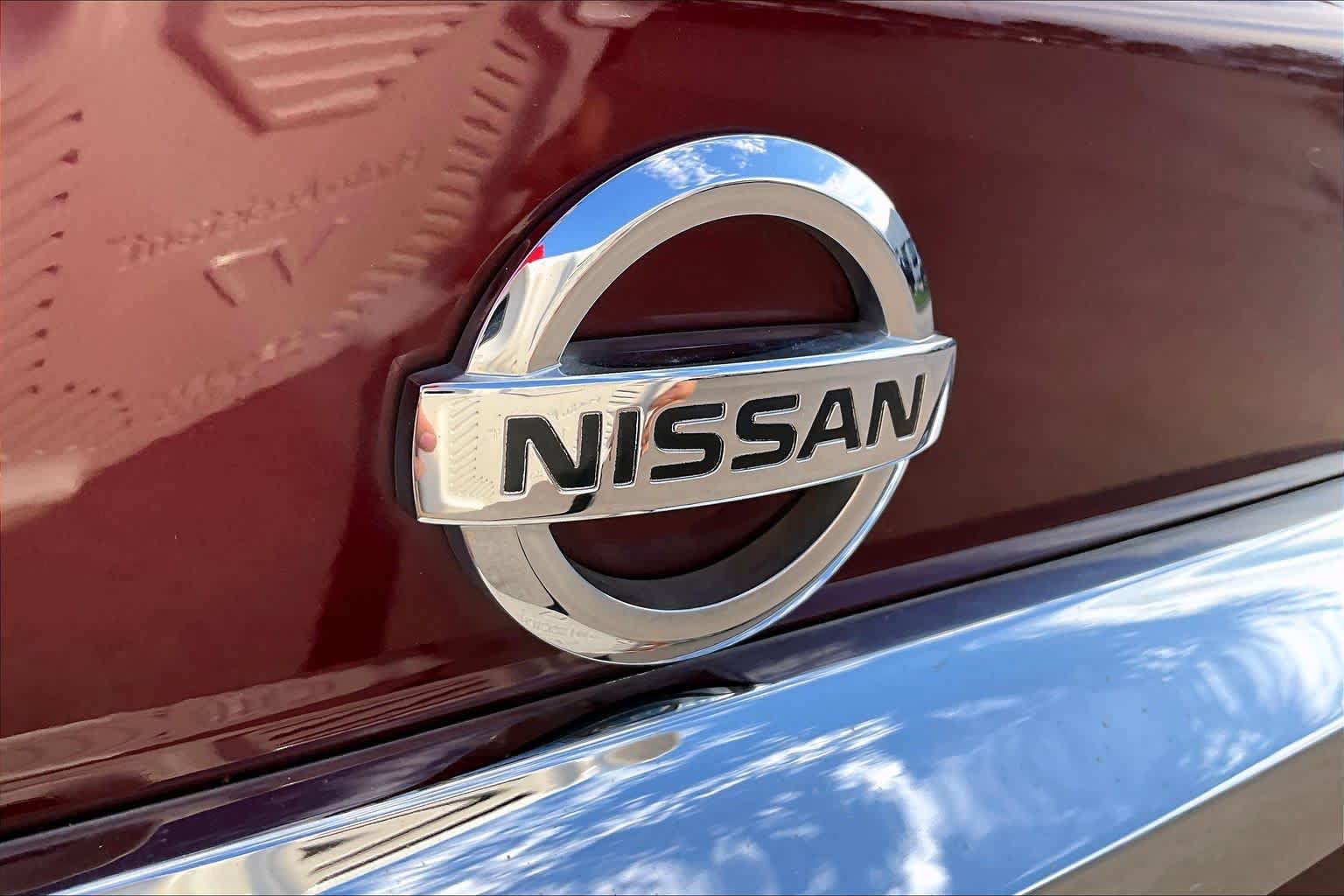 Used 2017 Nissan Maxima Platinum FWD image 29