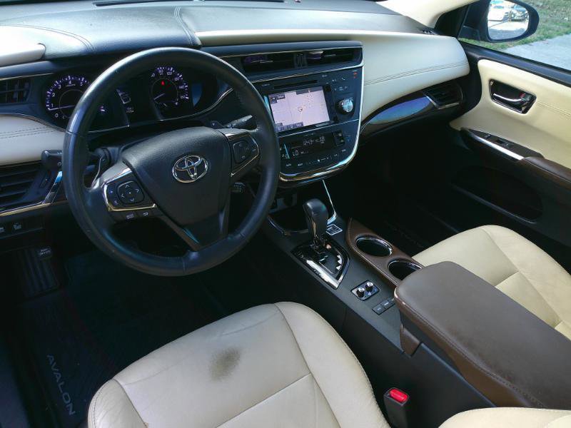 Used 2015 Toyota Avalon XLE Touring image 11