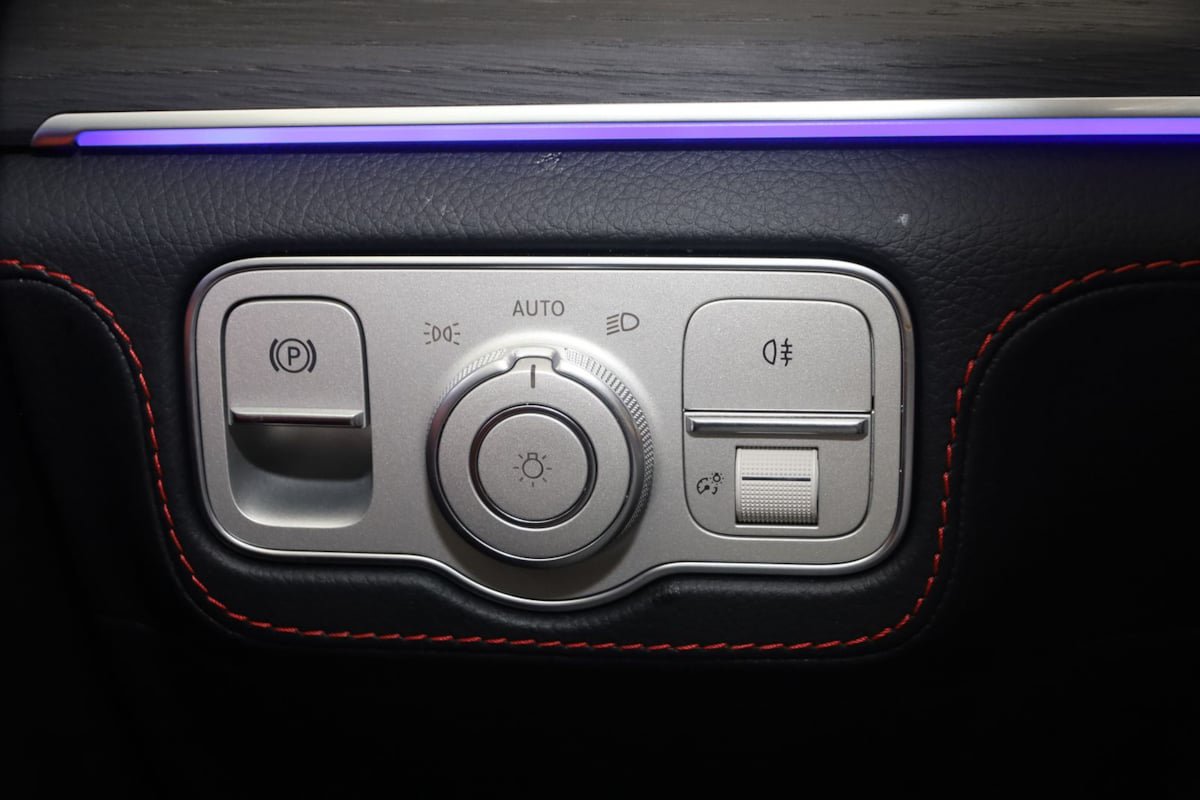 Used 2025 Mercedes-Benz GLE 53 AMG 4MATIC Coupe image 32