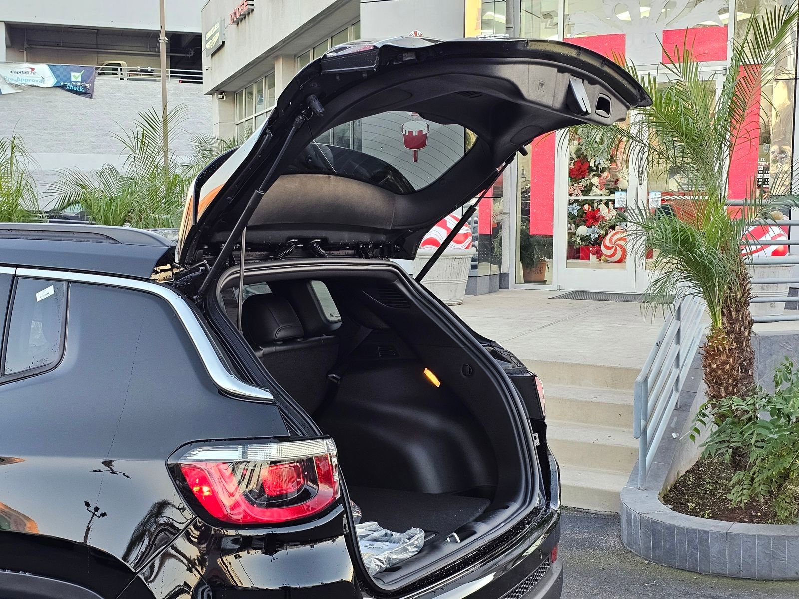 New 2026 Jeep Compass Limited image 8