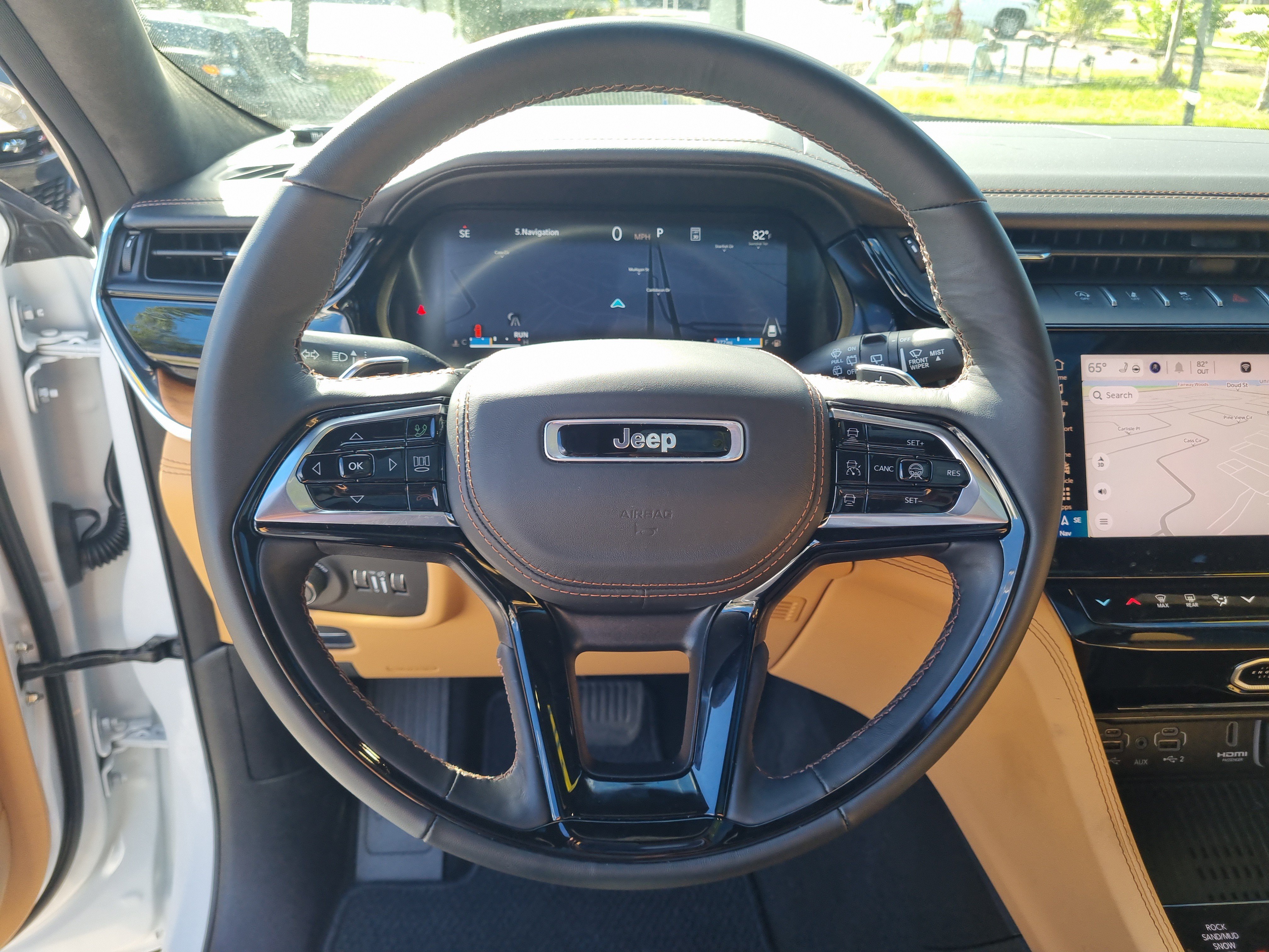 Used 2026 Jeep Grand Cherokee L Summit AWD/4WD image 28