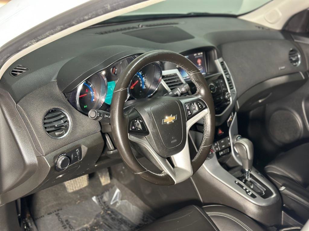 Used 2015 Chevrolet Cruze LTZ FWD image 30