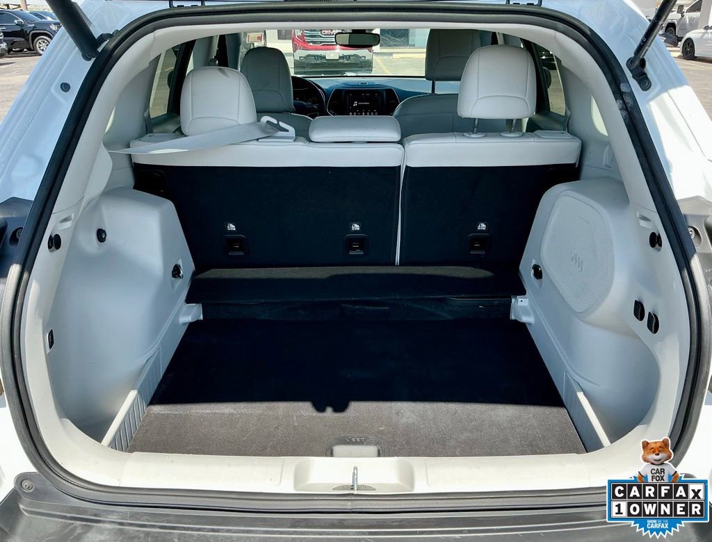 Used 2022 Jeep Cherokee Latitude Lux w/ Sun & Sound Group AWD/4WD image 19