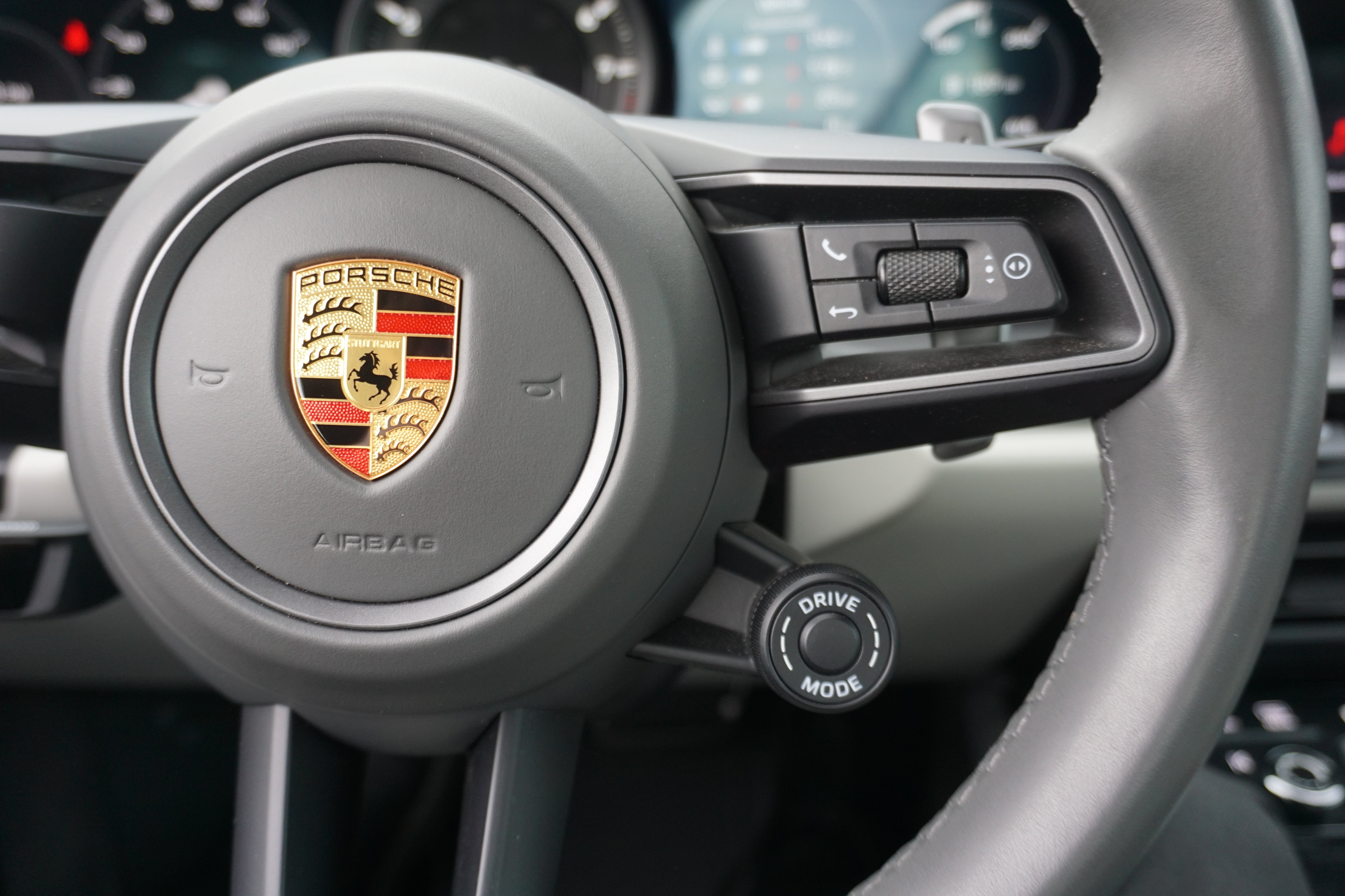 Certified 2022 Porsche 911 Carrera S RWD image 24