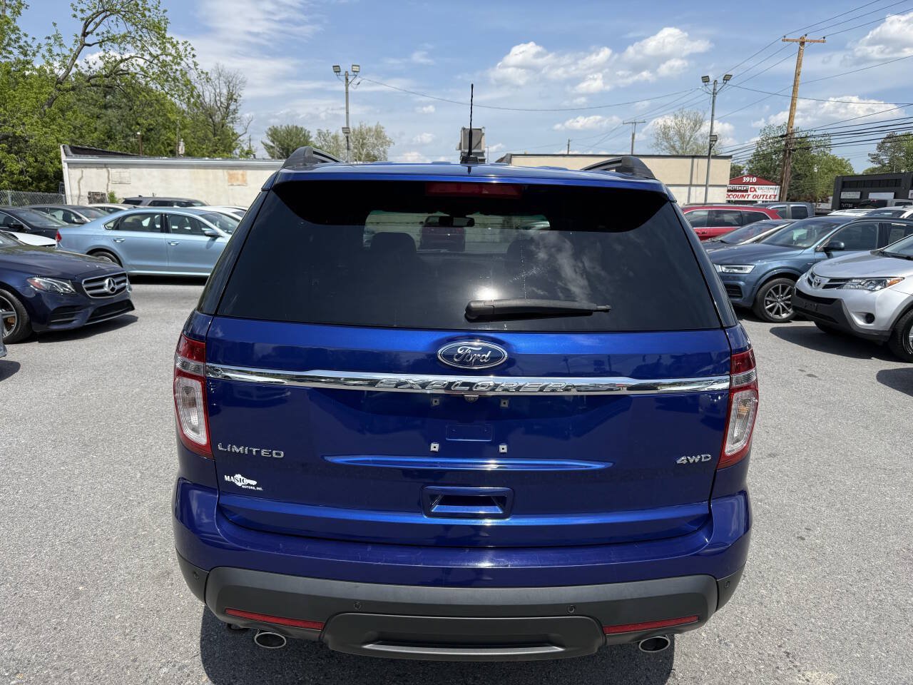 Used 2014 Ford Explorer Limited w/ Equipment Group 302A AWD/4WD image 4