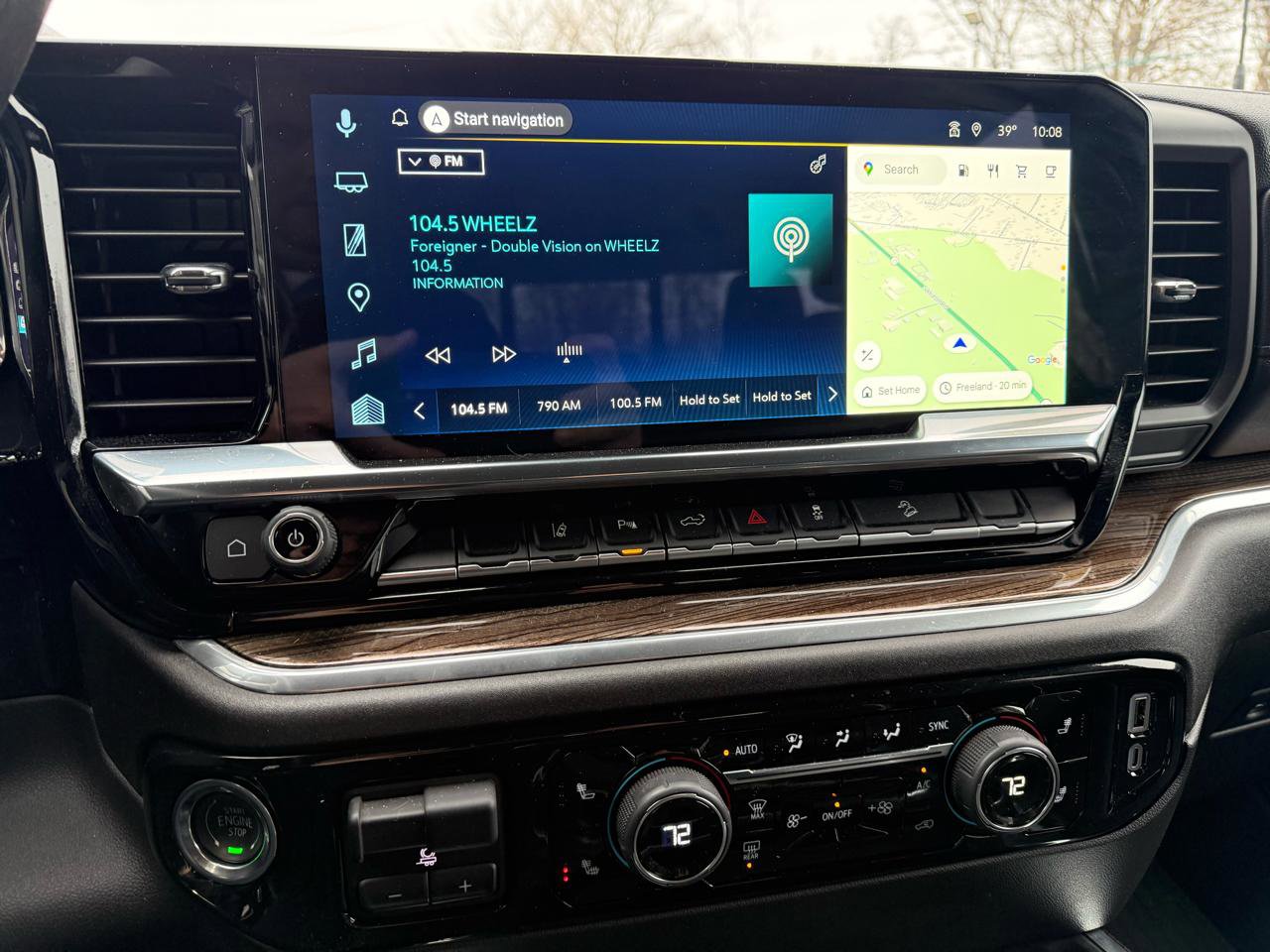 Used 2025 Chevrolet Silverado 2500 LT w/ Trail Boss Package image 18