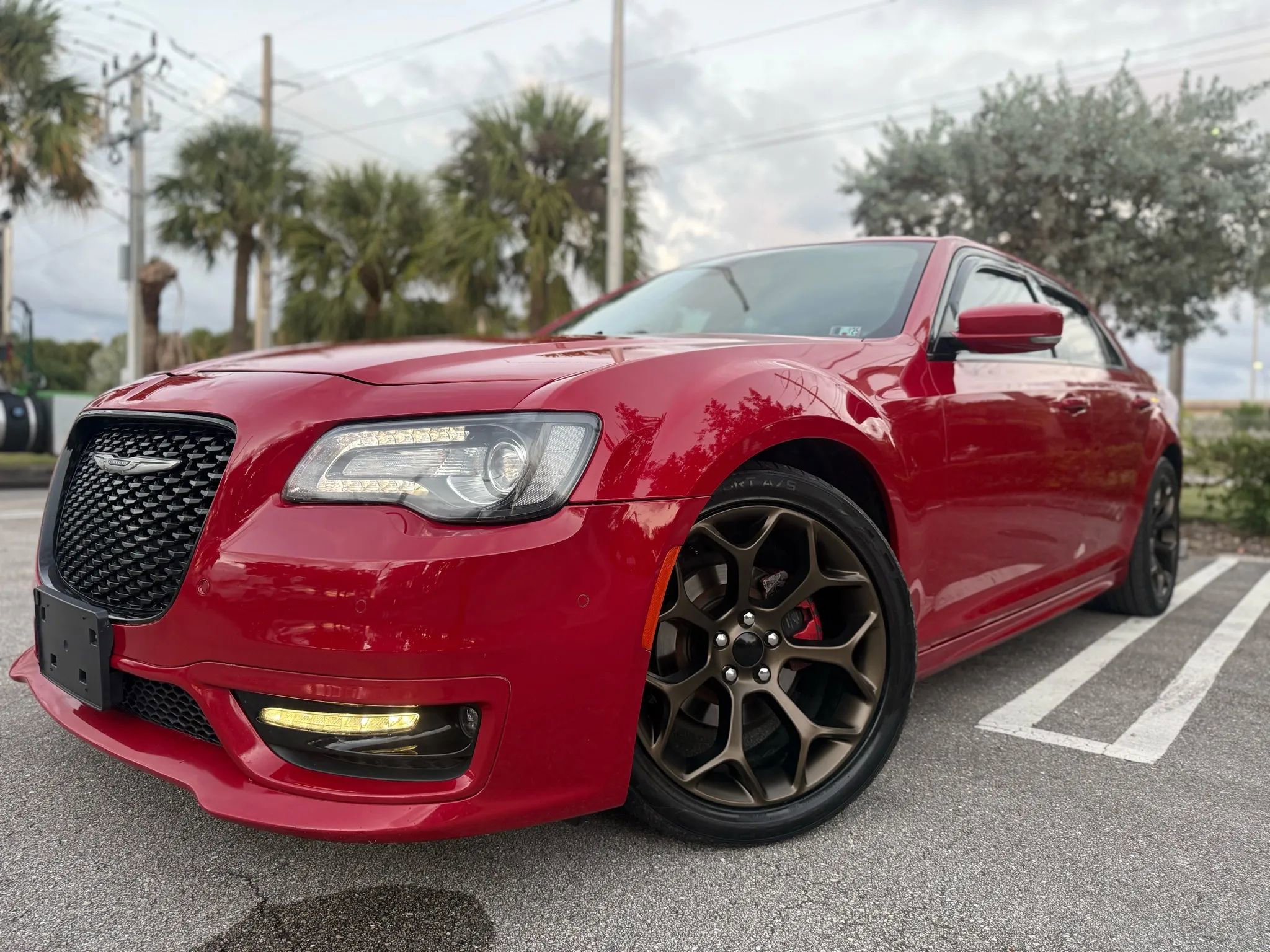 Used 2017 Chrysler 300 S w/ 300S Premium Group 2 w/2_L image 2