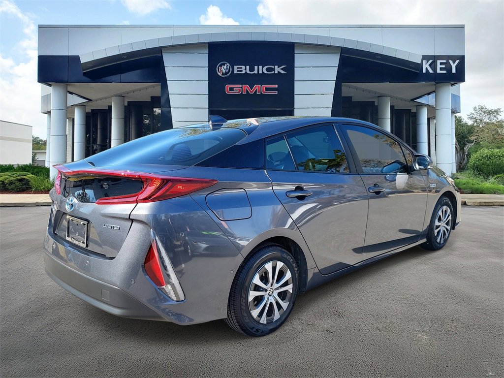 Used 2022 Toyota Prius Prime Limited image 4